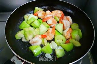 吃瓜厨房丝瓜做法窍门视频,吃瓜厨房视频教你轻松做美味丝瓜