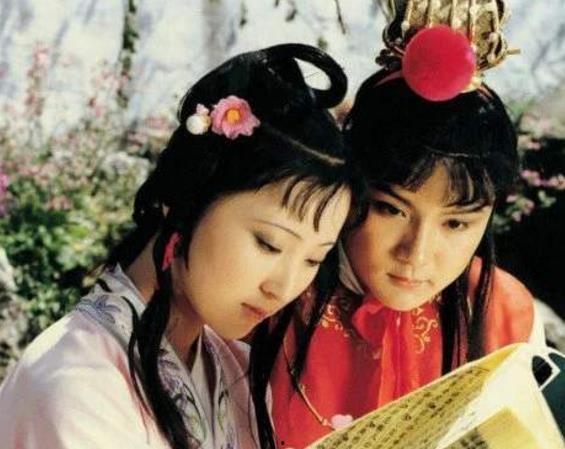 林黛玉吃哈密瓜视频,古风美食新体验