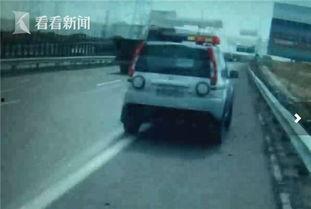 长春交警吃瓜群众视频,网友热议交警与民众互动瞬间